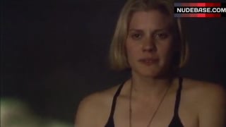 Katee Sackhoff Hot Scene – Battlestar Galactica: The Plan