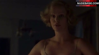 Hot Charlize Theron in Silk Nightie – The Legend Of Bagger Vance