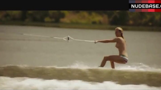 Willa Ford Topless Skate on Water Skiing – Friday The 13Th