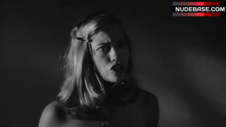 Cybill Shepherd Nude Breasts and Butt – The Last Picture Show
