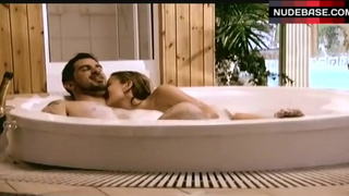 Zoe Lucker Shows Nipple in Bathtub – Footballers' Wives