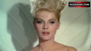 Virna Lisi Gets Out of Birthday Cake – How To Murder Your Wife