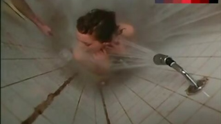 Kari Wuhrer Naked in Shower – Boulevard