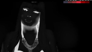Nicki Minaj Decollete – No Broken Hearts