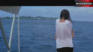 Jacqueline Bisset Flashes Tits – The Deep