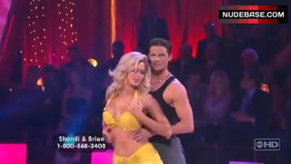 Shandi Finnessey Hot Scene – Dancing With The Stars