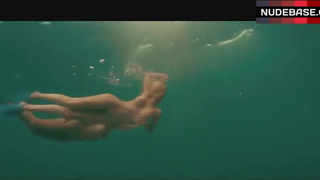 Kelly Brook Swimming Full Nude – Piranha 3D