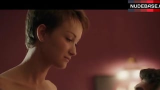 Yulia Kolomiets Shows Breasts and Ass – Suburra