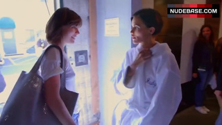 Milla Jovovich Pokies Through White T-Shirt – Lip Sync Battle