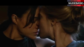Michelle Rodriguez Lesbians Kissing – The Assignment