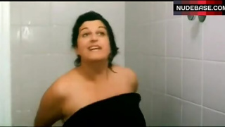Julie Marboeuf Naked in Shower – Temps De Chien