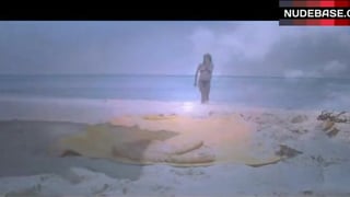 Joanne Samuel Bikini Scene – Mad Max