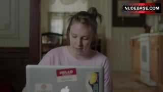 Jemima Kirke Shows Ass on Web Cam – Girls