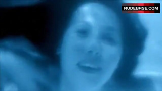 Rebecca Atkinson Naked in Underwater – Shameless