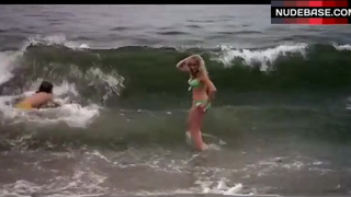 Louise Golding Flashes Boobs on Beach – Lifeguard