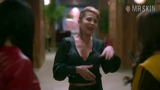 Alejandra Guzmán in El Juego de las Llaves Season 2 Ep. 2