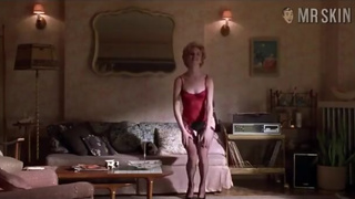Juliette Lewis in Romeo Is Bleeding