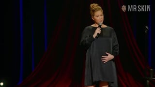 Amy Schumer in Amy Schumer: Growing