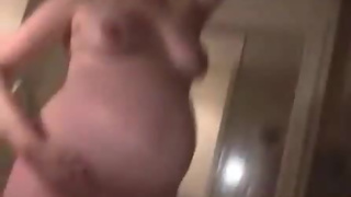Webcam Girl Amateur Pregnant Lactation Milking