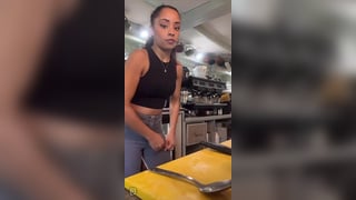 Big ass jean waitress encoxada arrimon part 3