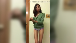 Hot amateur indian teen striptease