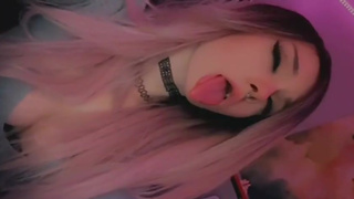 some emo cunt that sells her body 18
