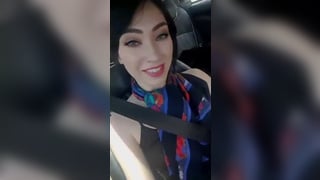 amateur girl playing with pussy in car - pornblr.mp4