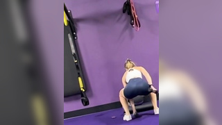 Gym slut (Fat ass)
