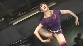 Flexible Japanese Girl Dancing Enema ― CLAIM