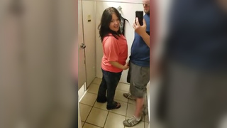 Couple Blowjob In Store Dressing Room (claim)