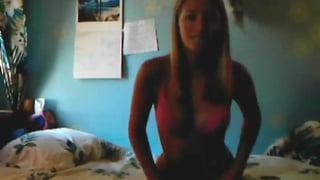 Girlfriend misses her man, he leaks her nude video
