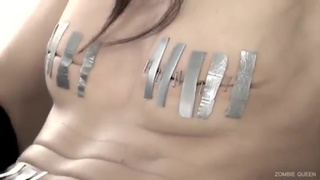 Staples in Tits!
