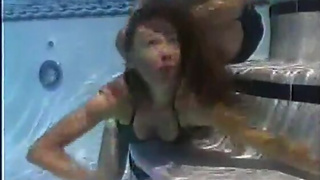 Man Drowns Women in Pool
