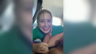 Giving blowjob to her boyfriend during the flight - All Things100% amatuer