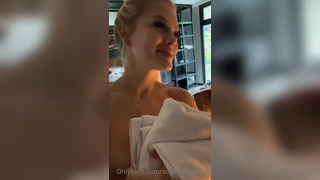 ScarlettKissesXO Nude Butler Bathtub Sex Video Leaked 2