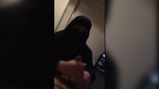 Arab housewife giving handjob and blowjob to Boss