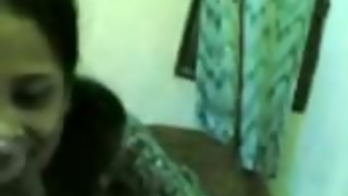 Hot Bangla GF sucks Her BF's Dick and Rides on Dikc wid Clear Audio=9Min=.flv