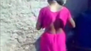Sexy Desi Neighbor in Pink Saree Showing her Cute Boobs [LrG]