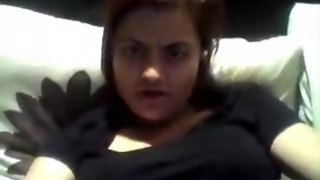 2015-12-21 Desi girlfriend cheating on webcam