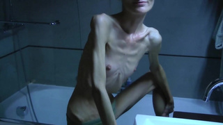 anorexic Denisa 9K4n8