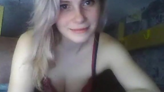 Teen Teases and Gets Quick Fingered