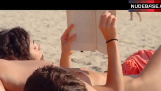 Olivia Delcan Full Nude on Beach – Isla Bonita