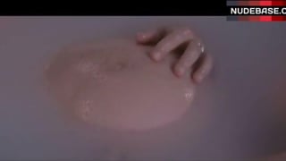 Pregnant Isabelle Carre Nude in Bathtub– Hideaway