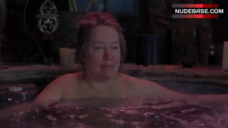 Kathy Bates Shows Nude Boobs and Butt – About Schmidt