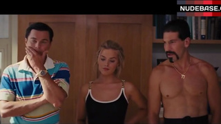 Margot Robbie Sex in Bed – The Wolf Of Wall Street