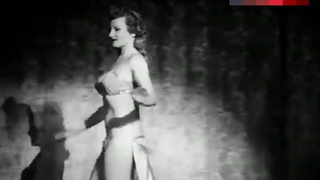 Bobby Roberts Exposed Breasts – Hollywood Burlesque