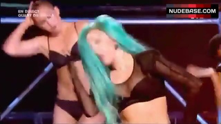 Lady Gaga Shaking Ass – X Factor