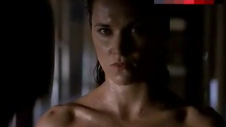 Lucy Lawless Sexy Scene – The X-Files