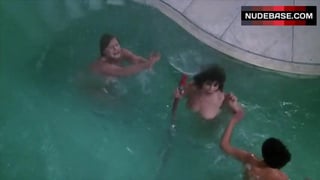 Felicity Dean Nude in Pool – Steaming