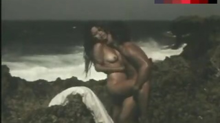 Andrea Del Rosario Sex on Beach – Lupe